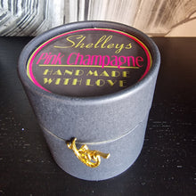Load image into Gallery viewer, Pink Champagne Wax Melts - Long Lasting Scent Throw
